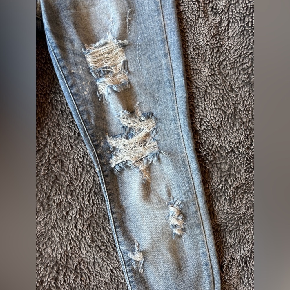 JUDY BLUE Women’s Distressed Skinny Jeans - Picture 15 of 16